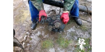 Acțiune de curățare și spălare a sistemului de canalizare în cartierele Republicii, Vasile Alecsandri, Gării, Orașul Vechi și Firiza