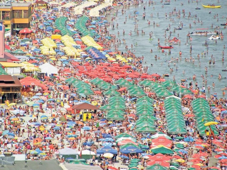 100.000 de turiști sunt așteptați pe litoral