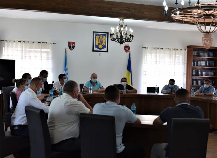 TEL VERDE la Consiliul Județean – linie telefonică la care pot fi reclamate PROBLEMELE din trafic de pe DRUMURILE JUDEȚENE din Maramureș!