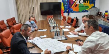 Slogan PMP: „Unde-s mulți, prostia crește!”