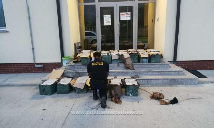 Peste 34.000 de pachete cu țigări de contrabandă, depistate la graniţa cu Ucraina