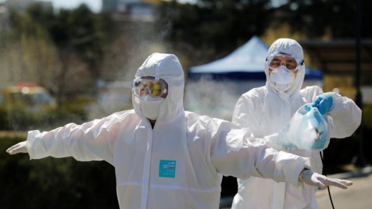 Scrisoare din linia intai: Vrem sa ramanem medici, nu gardieni, nu politisti, nici magistrati