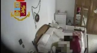 „Badantă” româncă din Italia condamnată la 3 ani de închisoare. Filmată în timp ce bătea bătrâna asistată