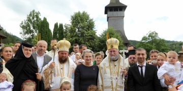 Hram și Sfânta Liturghie Arhierească la Mănăstirea Bârsana