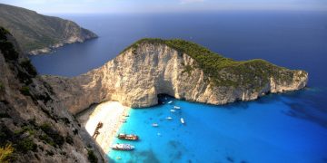 Adio vacanțe în Grecia! Un nou pericol îi paște pe turiști