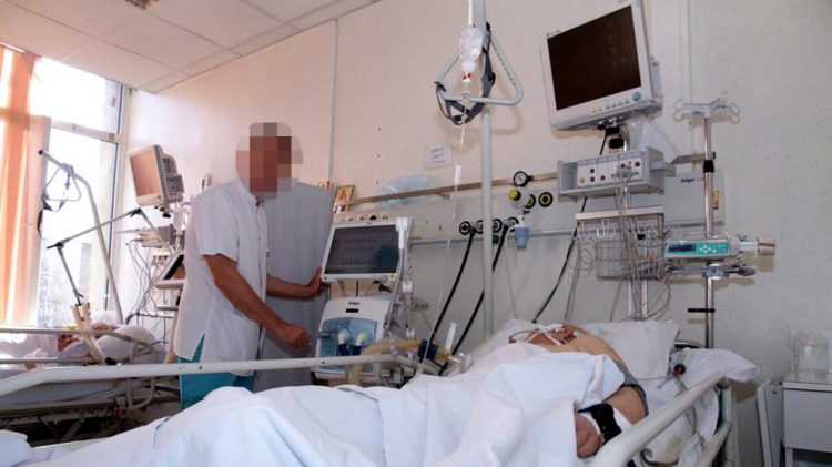 Imagini cutremurătoare din secția ATI. Medic: Nu știu cât mai rezistăm