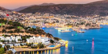 Liber la vacanţele în Turcia. Cine va avea nevoie de testul COVID-19