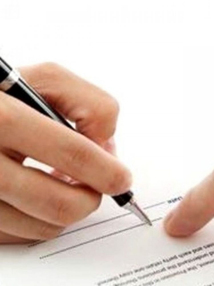 Şefa DSP pe făraş. Cine îi cere demisia