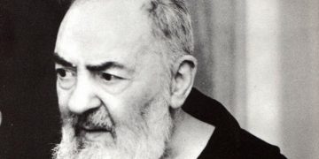 10 învățături ale lui Padre Pio care îți pot schimba viața