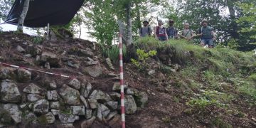 A doua campanie de săpături arheologice la fortificația medievală de la Sălnița – Custura Cetățelei – foto