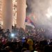 Proteste violente în Serbia după se s-a hotărât revenirea la „starea de urgenţă”