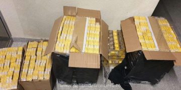 Focuri de armă şi peste 2.000 pachete cu țigări confiscate la Valea Vişeului