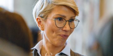 Raluca Turcan: începerea anului școlar ar trebui să fie privită cu normalitate