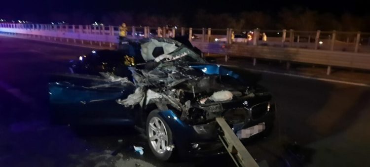 Inconștiență la volan. O fetiţă de doi ani şi mama ei au decedat într-un accident oribil