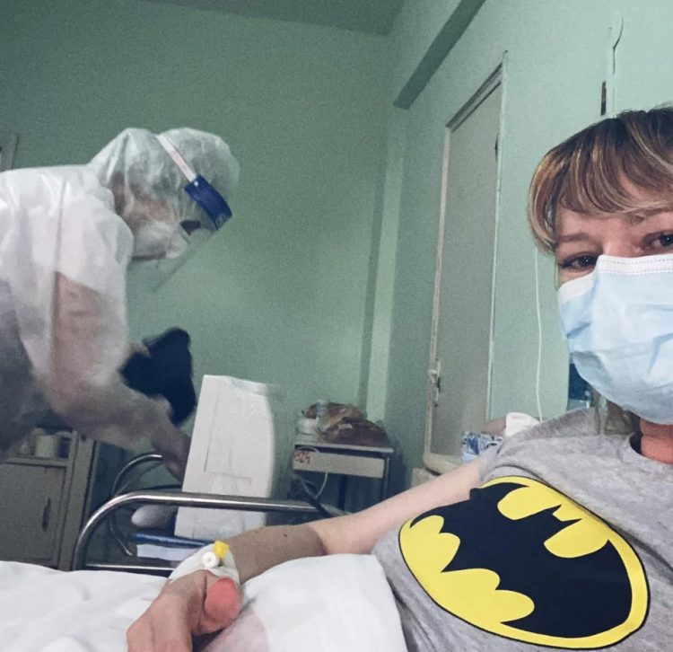 Mărturia unui bolnav de COVID-19: Deși eram internată, oameni îmi ziceau că virusul nu există