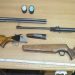 Arme de vânătoare şi alice fără documente de provenienţă, depistate de poliţiştii de frontieră cu ajutorul câinelui Abay