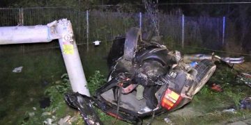 Accident mortal la Cluj. Un copil de 7 ani a murit, după ce mașina în care se afla a lovit un stâlp