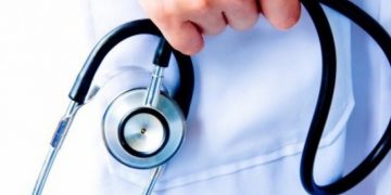 Se întâmplă în România… DSP a încurcat testele a doi medici: erau pozitivi, dar au primit rezultatele testelor vechi
