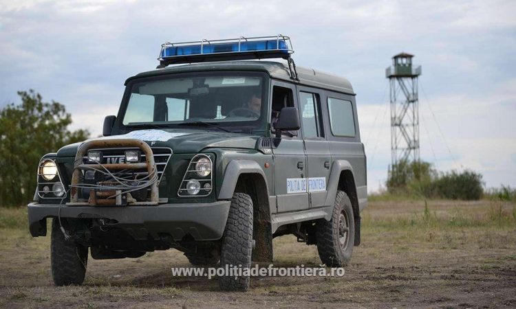 Patru cetățeni din Bangladesh, opriți la frontiera de nord a țării