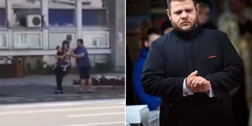Preot filmat când își bate soția cu copilul în brațe, în plin centrul oraşului – video