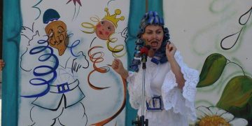 „Făt-Frumos cel mofturos și un zmeu întors pe dos”, pe scena Teatrului de Păpuși din Baia Mare