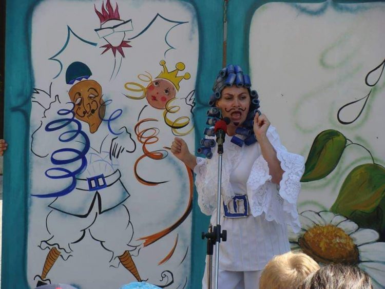 „Făt-Frumos cel mofturos și un zmeu întors pe dos”, pe scena Teatrului de Păpuși din Baia Mare