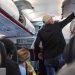 Cum ne protejăm de coronavirus în avion