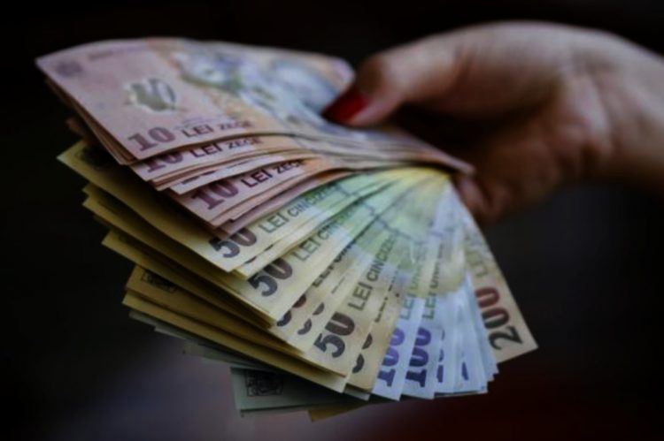 Deficitul bugetar a urcat la 5,18% din PIB, după primele opt luni din 2020