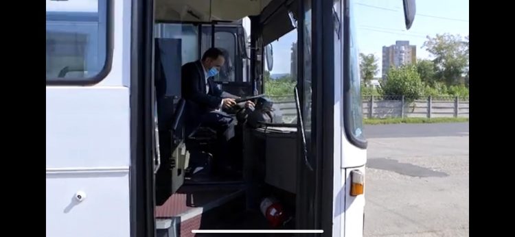 Ipocrizie marca Cirț. Ce a fost în stare să facă „fratele Mircea Cirț” pentru un clip de campanie