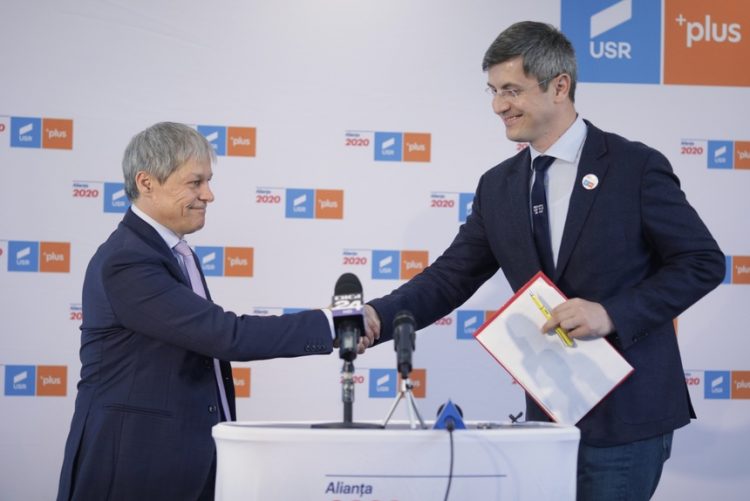 PNL și USR PLUS – război politic. Își caută reciproc traseiștii, deși sunt aliați la alegerile din București