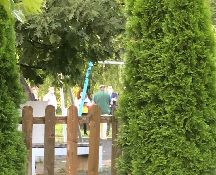 Li se rupe de familia băimăreană. Liberalii țin în continuare întâlniri cu alegătorii deși în staful de campanie a fost confirmat al doilea caz de COVID-19