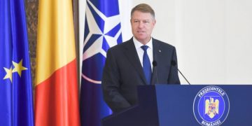 Klaus Iohannis condamnă corupția numai atunci când îi convine