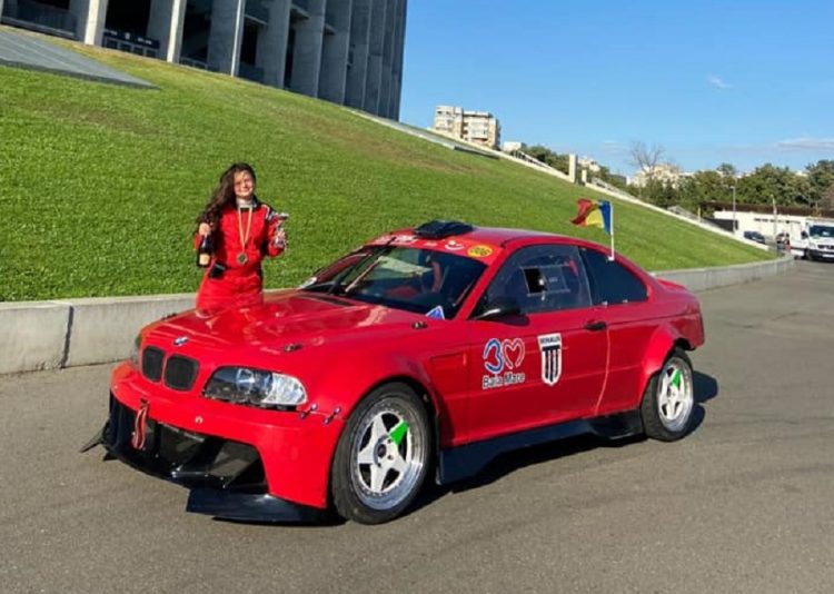 Natalia Iocsak, sportiva CS Minaur, pe podium la Campionatul Național de drift la Semi-Pro