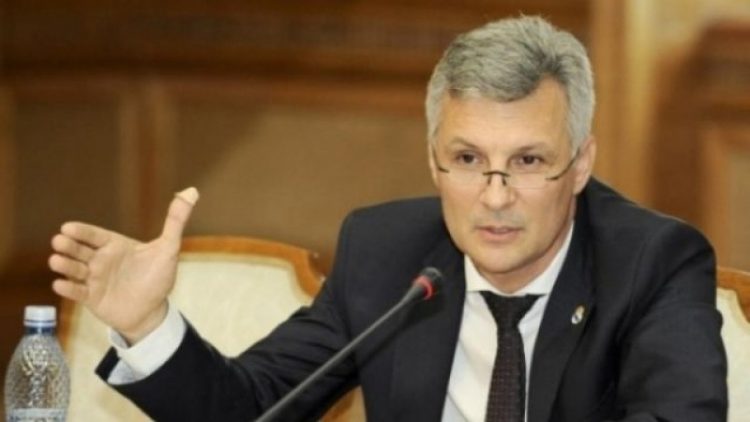 Senatorul PSD Daniel Zamfir declară că majorarea pensiilor cu 40% nu ar destabiliza financiar România