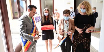 TAXE ȘI IMPOZITE BAIA MARE – După buletine, s-a mutat și Direcția de Venituri în sediu nou și modern, cu condiții decente pentru angajați și băimăreni