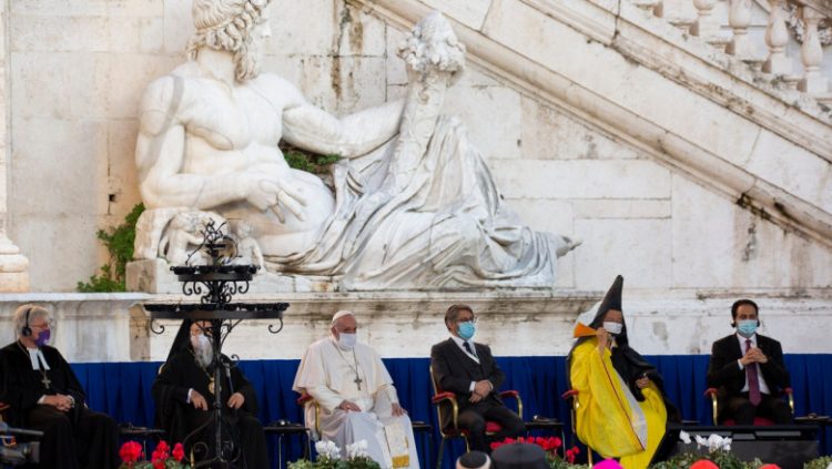 Momente istorice la Roma. Liderii religiilor reuniți, în „Apelul la pace”: O lume fără război și fără violență nu este o utopie