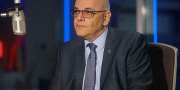Sărbătorile de iarnă în izolare? Raed Arafat: „Este riscant să-ți planifici acum Revelionul”