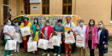 Ziua Eșarfelor Colorate, cea mai frumoasă campanie Zurli pentru copiii bolnavi de cancer, s-a încheiat