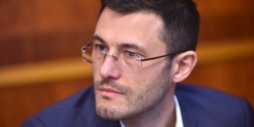 Un deputat USR demisionează din partid și din Parlament: „USR și se pare că și PLUS devin partide în care câștigă cine are control pe filială”