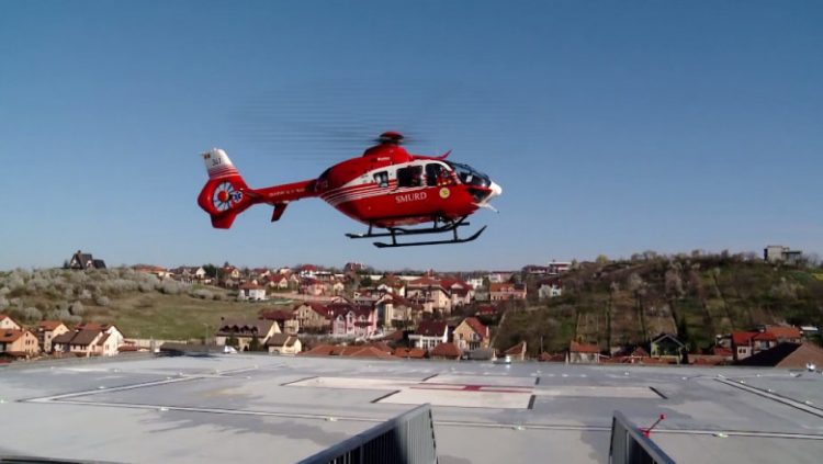 Un băiețel în vârstă de patru ani din Prahova a suferit arsuri îngrozitoare, după ce părinții au aprins grătarul cu benzină