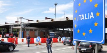 Italia a prelungit restricțiile de intrare pentru români până la 15 octombrie