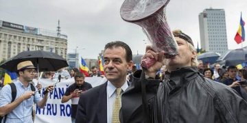 ”Campionii” de pe listele PNL: Trei foști miniștri din Guvernele Dragnea și un ministru din Guvernul Ponta candidează din partea liberalilor la parlamentare