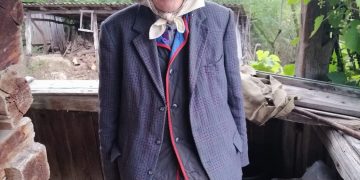 „Tanti Fica” – Bătrâna de 76 de ani care trăieşte singură într-un cătun din Apuseni, cu o pensie de 15 lei