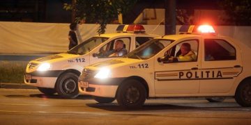 Petrecere cu 200 de persoane, stricată de polițiști. Organizatorii și participanții vor fi amendați