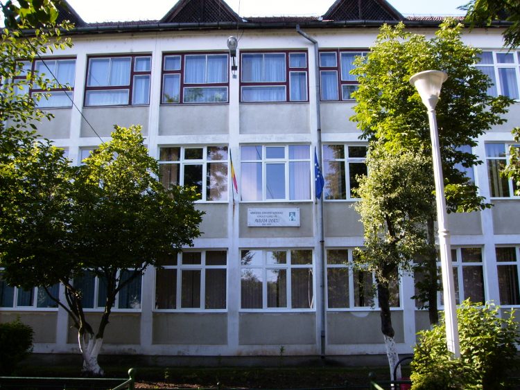 Școala Gimnazială “Avram Iancu” a fost selectată în cadrul programului de transformare a școlilor, „Povestea”