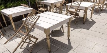 Spiritele se încing la HoReCa. Reprezentanții industriei ospitalității spun că vor da statul în judecată