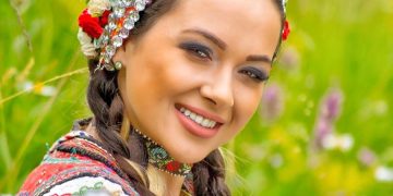 Celebra cântăreață, Vlăduța Lupău, diagnosticată cu COVID-19: „Fac parte dintre cei care au contractat acest virus”