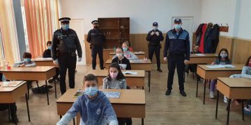 Acţiuni pentru siguranţa în mediul şcolar, desfășurate de polițiștii din Borșa