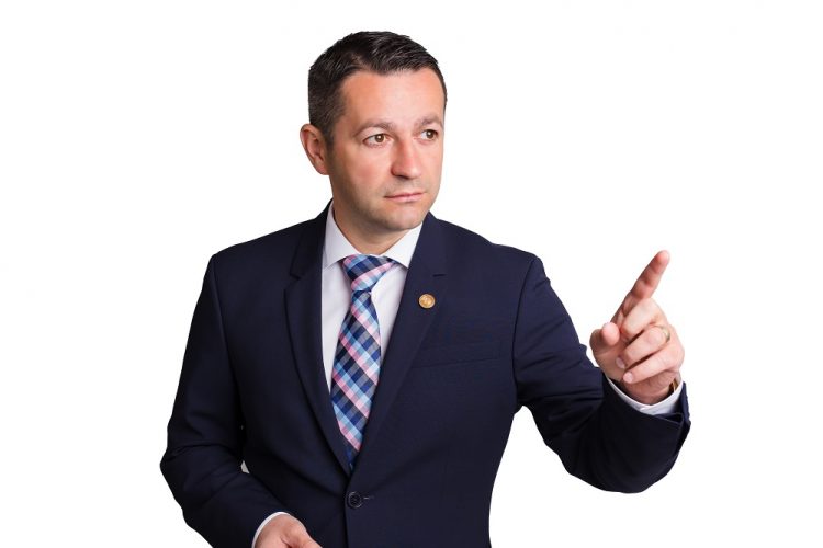 Deputatul Adrian TODORAN: E momentul să ne abținem. Avem nevoie de spitale sigure, nu de noi tragedii