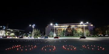 Doliu în faţa Guvernului pentru cei 10.000 de români care au murit din cauza COVID-19